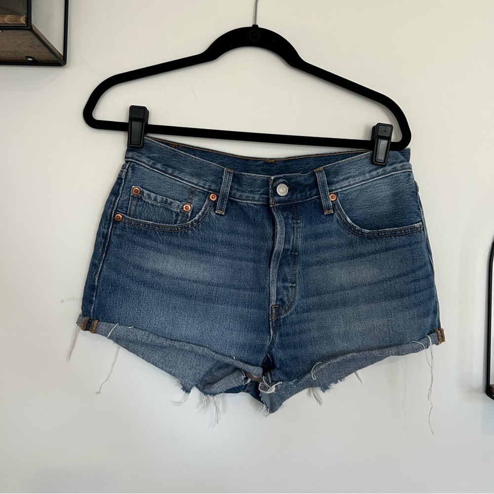 Levi’s 501 Denim Cut Off Jean Shorts Size 29